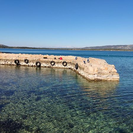 מורטר Fisherman'S House Mladen מראה חיצוני תמונה
