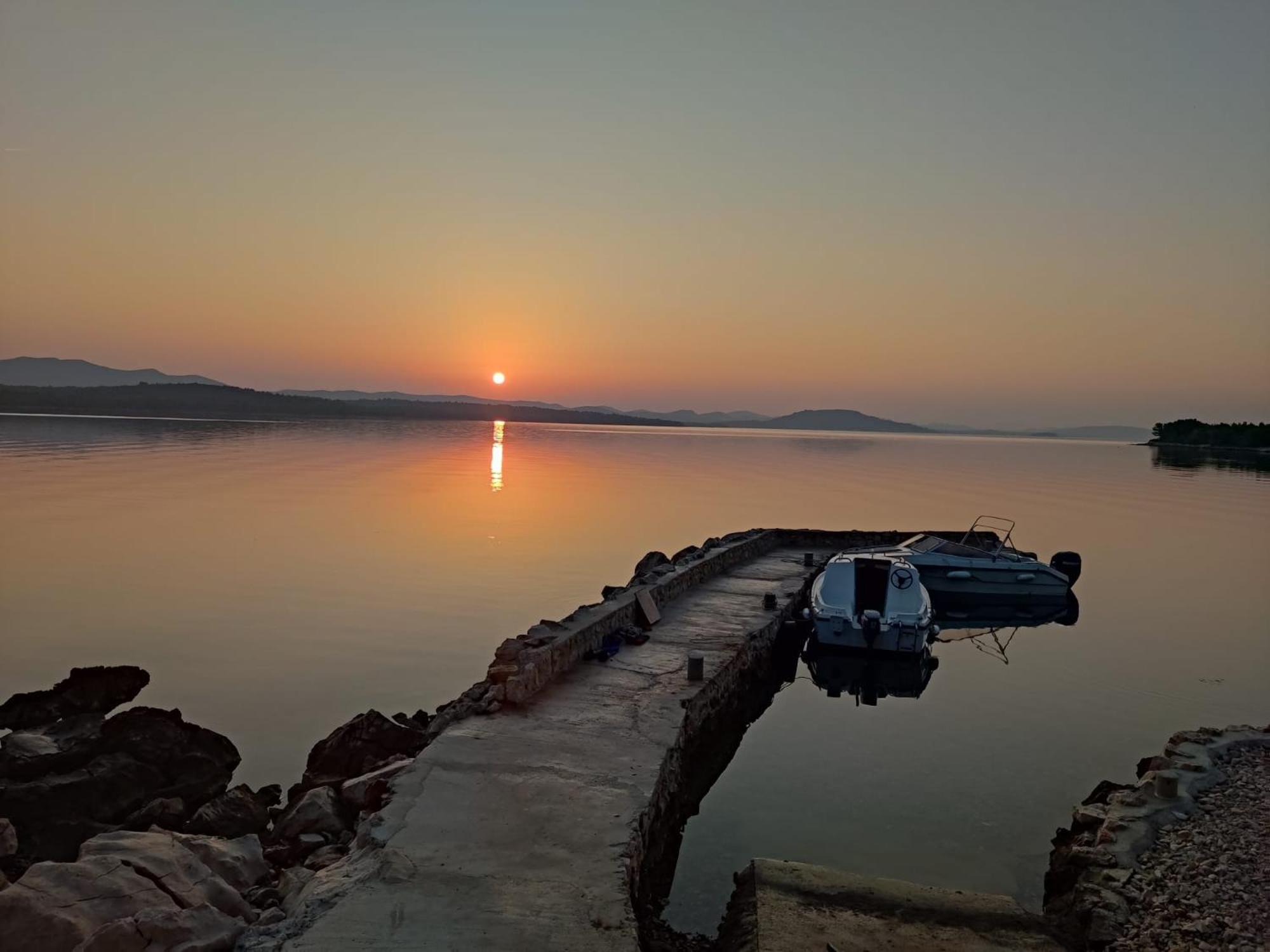 מורטר Fisherman'S House Mladen מראה חיצוני תמונה