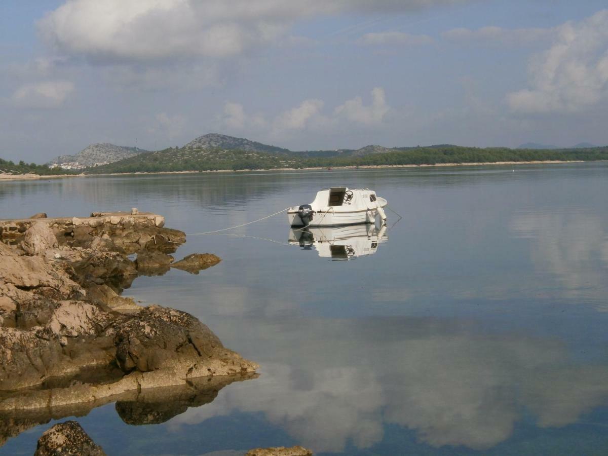 מורטר Fisherman'S House Mladen מראה חיצוני תמונה