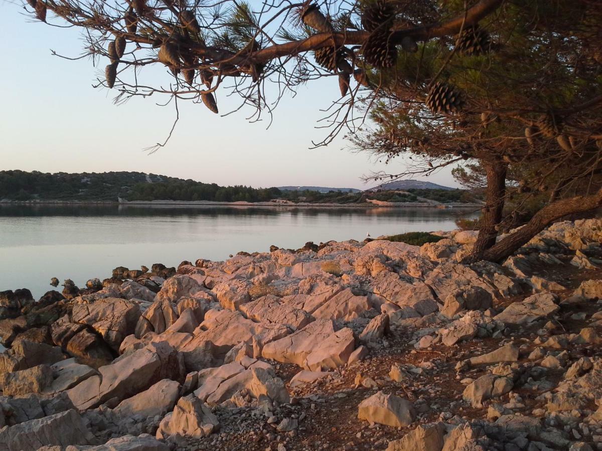 מורטר Fisherman'S House Mladen מראה חיצוני תמונה